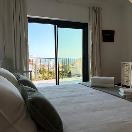 Magnolia With Terrace And Sea Views Villa *
